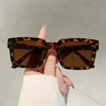 🌟🌈 Vintage Rectangle Frame Sunglasses for Men & Women – Retro Fashion Sun Glasses with UV400 Protection Luxury Design Eyewear🔥-TJY