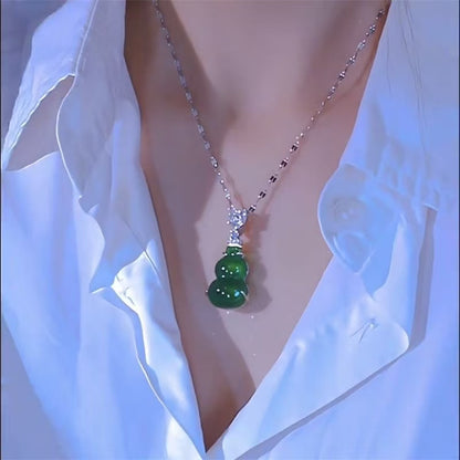 Oriental Charm Glass Green Necklace-H1