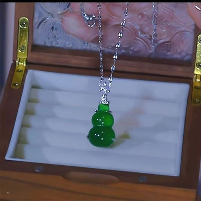 Oriental Charm Glass Green Necklace-H1